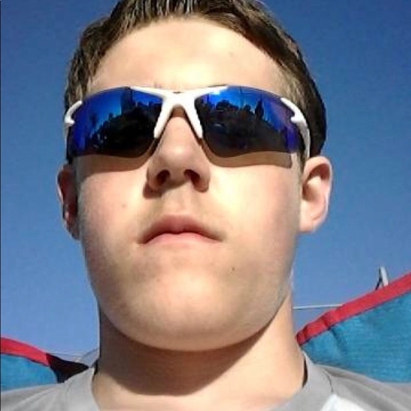 Meet your Posher, Chase - Picture 1 of 1